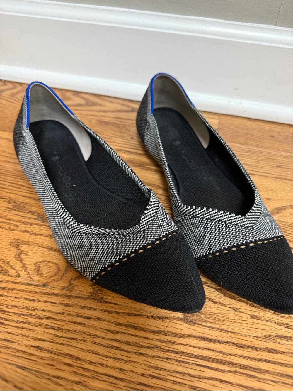 Rothys The Point Flats Shoes Women Size 10 Tuxedo Black White Knit Cap Toe